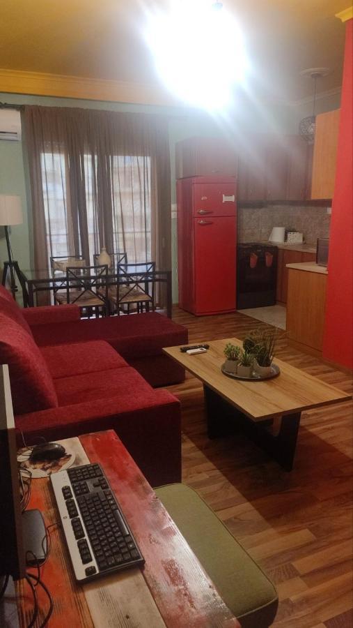 Top Floor Apartment Комотини Экстерьер фото