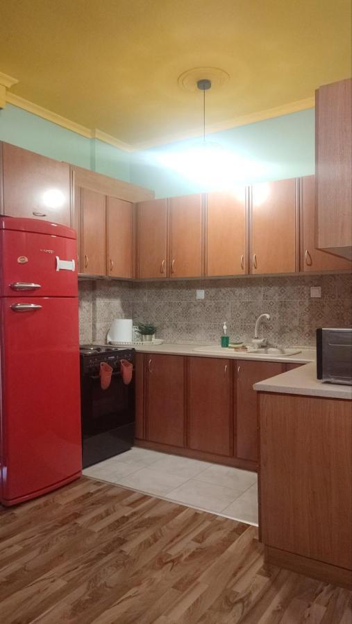 Top Floor Apartment Комотини Экстерьер фото